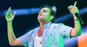 Silvestre Dangond y más artistas vallenatos que se convirtieron al evangelio